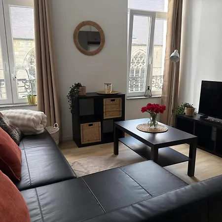 Апартаменты Bright In The Heart Of Chimay, 40 M² With View *