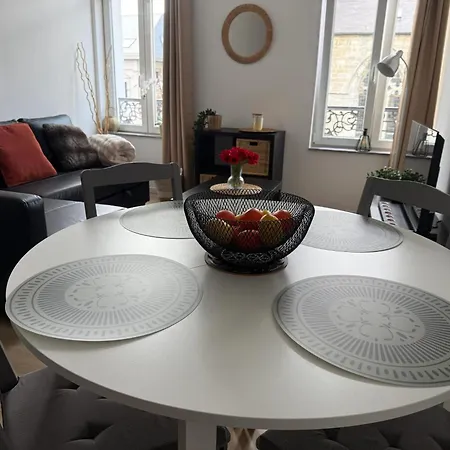 Апартаменты Bright In The Heart Of Chimay, 40 M² With View *