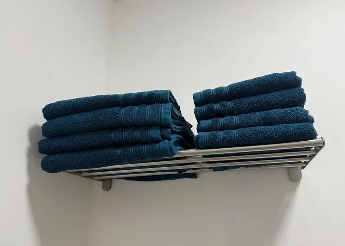 Bright Apartment In The Heart Of Chimay, 40 M² With View *