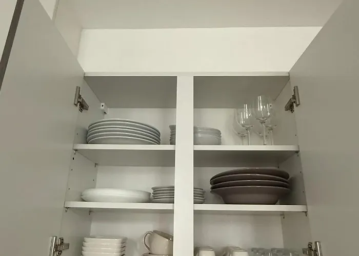 Bright Apartment In The Heart Of Chimay, 40 M² With View Apartamento *