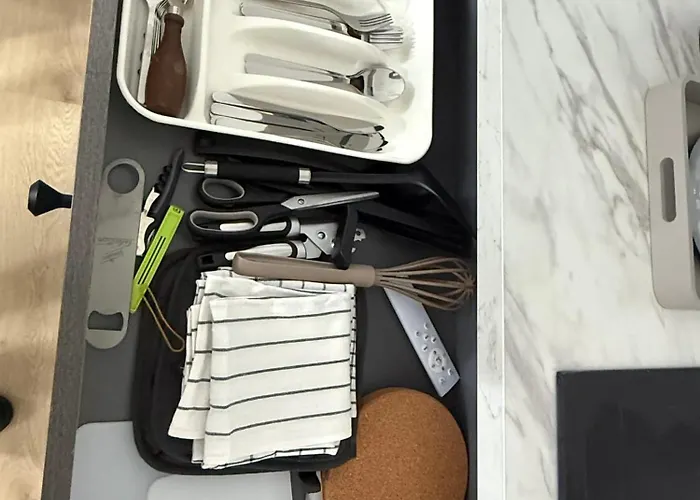 Apartamento Bright Apartment In The Heart Of Chimay, 40 M² With View