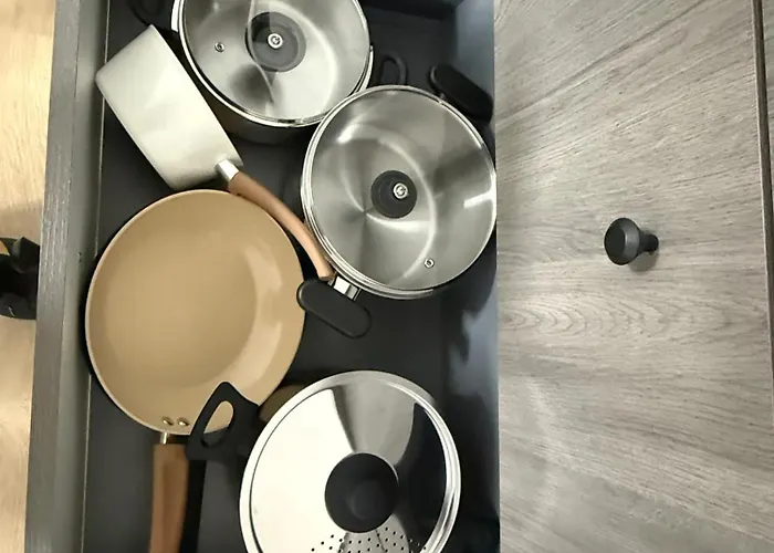 Bright Apartment In The Heart Of Chimay, 40 M² With View Apartamento *